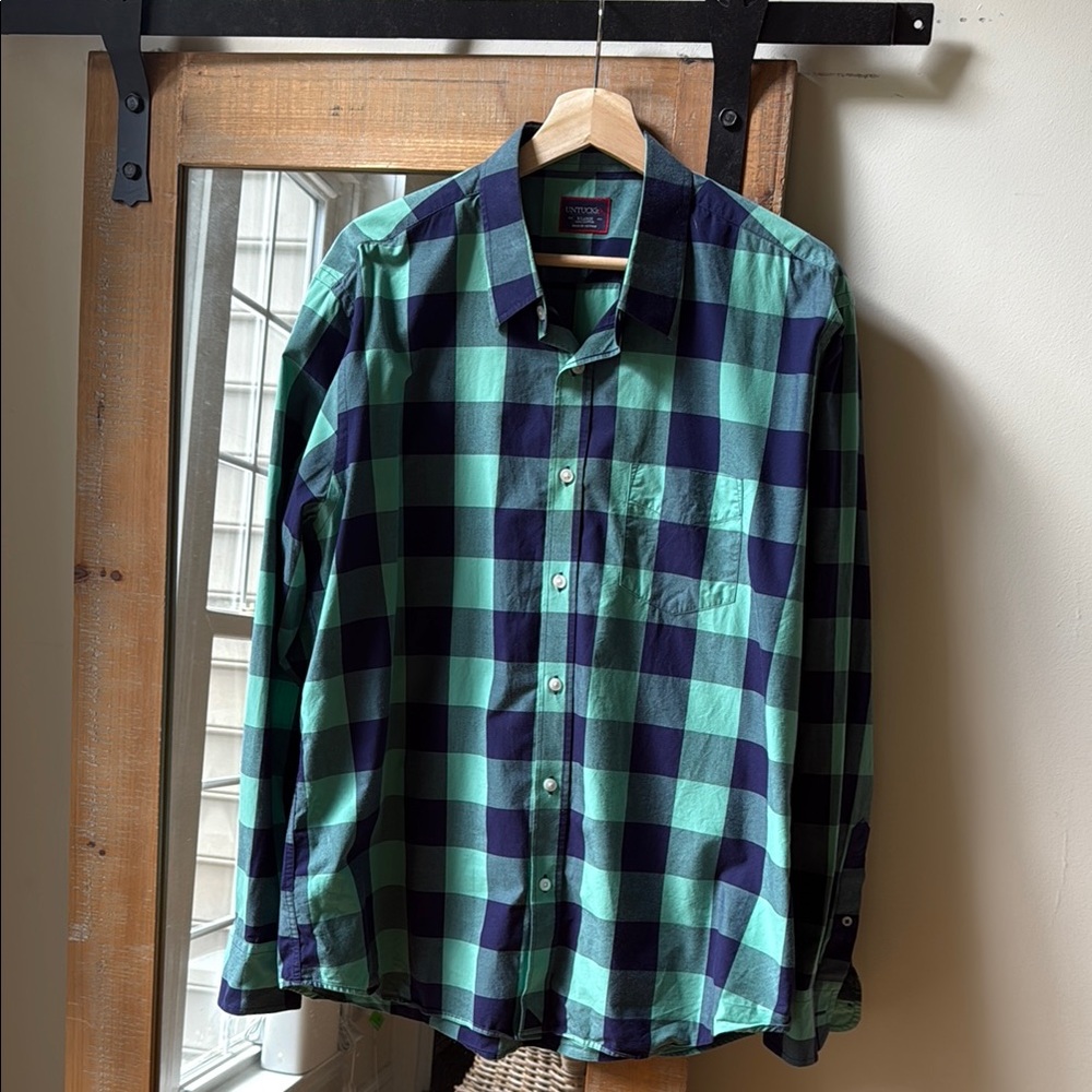 UNTUCKit Plaid Dress Shirt Size XL